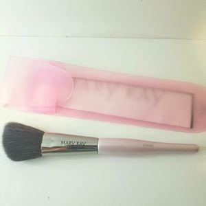 Mary Kay Cheek Brush